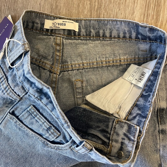 Th Creasa Blue Denim High Waisted Distressed Straight Leg Mom Jeans - Picture 4 of 9